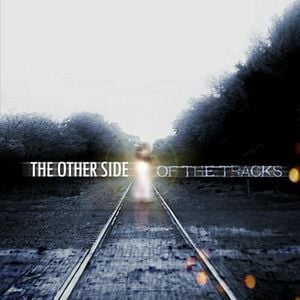 Foto Al otro lado de las vías