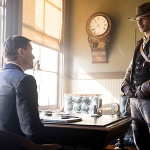 Foto Logan Marshall-Green