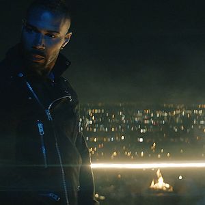 Foto A Boy. A Girl. A Dream.