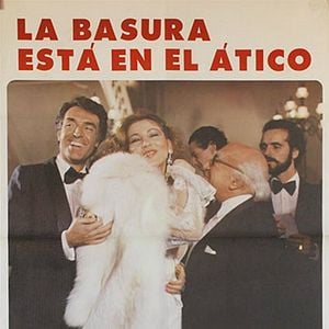 Foto La basura está en el ático