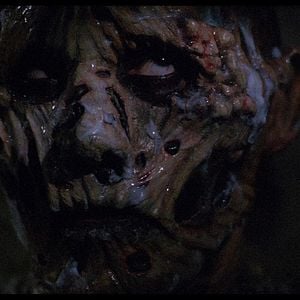 Foto Hellraiser (Los que traen el infierno)