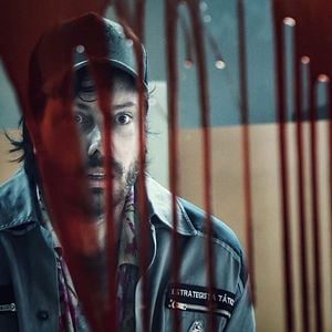 Foto Los Exterminadores del Más Allá contra la rubia del baño