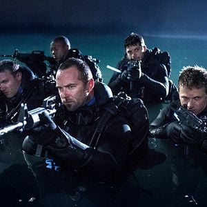 Foto Sullivan Stapleton