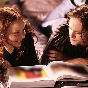 Foto A dos metros bajo tierra