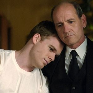 Foto A dos metros bajo tierra