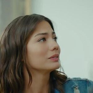 Foto Erkenci Kus (Pájaro soñador)