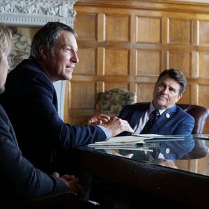 Foto Dios no está muerto: Una luz en la oscuridad