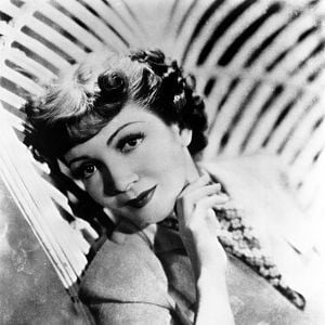Foto Claudette Colbert