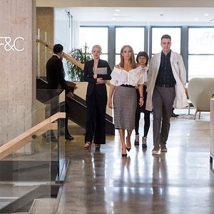 Foto Jefa por accidente