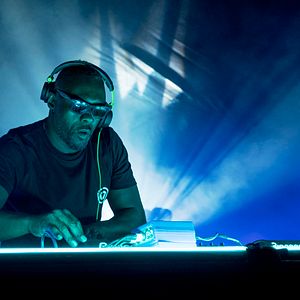 Foto Turn Up Charlie