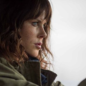 Foto Destroyer. Una mujer herida