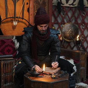 Foto Diriliş Ertuğrul