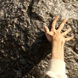 Foto Hospitalarios, las manos de la Virgen