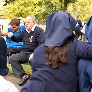 Foto Hospitalarios, las manos de la Virgen