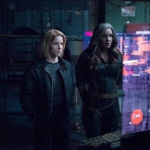 Foto Emily Bett Rickards