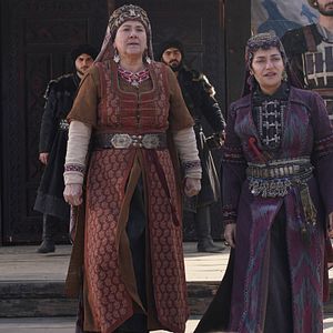 Foto Diriliş Ertuğrul