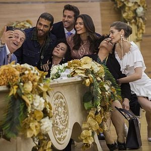 Foto Erkenci Kus (Pájaro soñador)