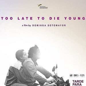 Foto Tarde Para Morir Joven