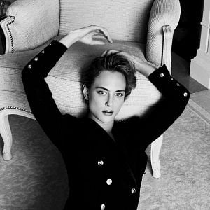 Foto Nora Arnezeder