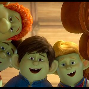 Foto Zapatos rojos y los siete trolls