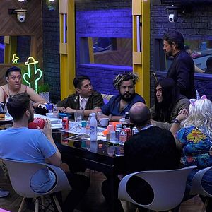 Foto LOL: Last One Laughing