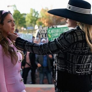 Foto Dinastía (2017)