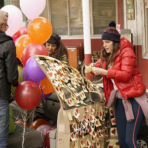 Foto Bless This Mess