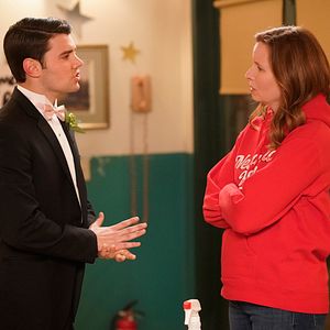 Foto Bless This Mess