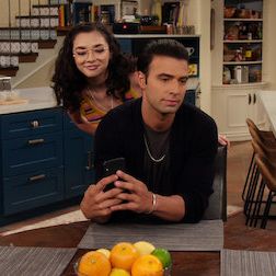 Foto El universo en expansión de Ashley García