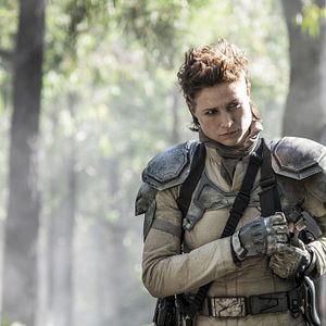 Foto Raised By Wolves (2020)