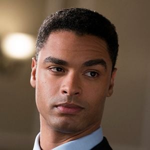 Foto Regé-Jean Page