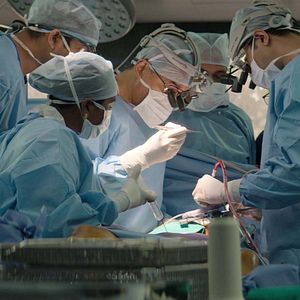Foto Cirujanos innovadores