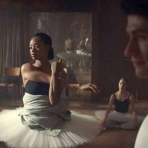 Foto Delicadas y crueles