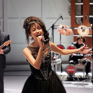 Foto Christian Serratos