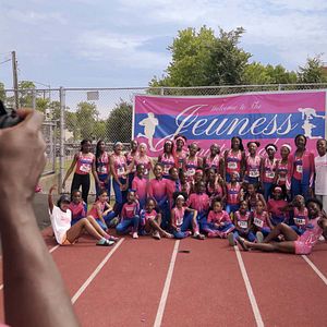 Foto Hermanas en la pista