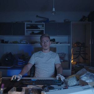 Foto Shiny Flakes: El cibernarco adolescente