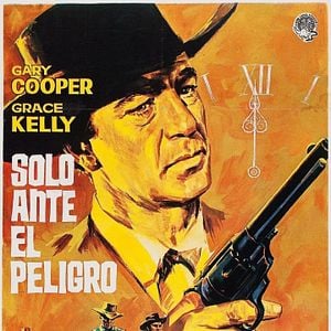 Foto Solo ante el peligro