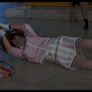 Foto Con la pata quebrada