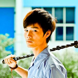 Foto Un toque de violencia