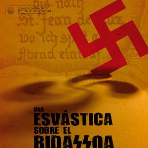 Foto Una esvástica sobre el Bidasoa