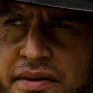 Foto Los hermanos de negro