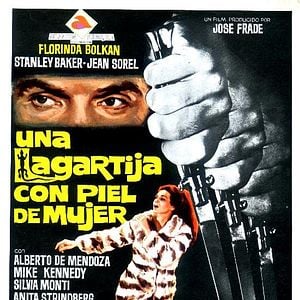 Foto Una lagartija con piel de mujer