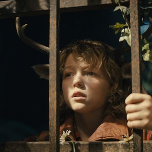 Foto Sweet Tooth: El niño ciervo