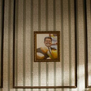 Foto La oscuridad de La Luz del Mundo