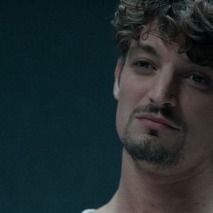 Foto Sangre y dinero