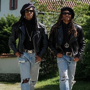 Foto Milli Vanilli: Girl You Know It's True