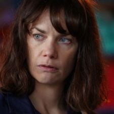 Foto La mujer en la pared