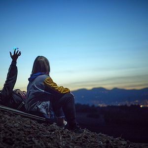 Foto Meanwhile on Earth