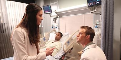 Cartel de Love is Blind