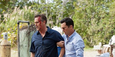 Cartel de Under The Gun